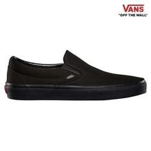 Vans Black Vn000Eyebka Classic Slip-On Shoes For Men -901172