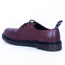 Kapadaa: Caliber Shoes Microfiber Wine Red Lace Up Formal Shoes For Men – (441 C)