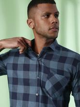 Campus Sutra Men Full Sleeve Checkered Casual Shirt