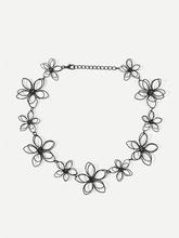 Hollow Flower Shaped Choker 1pc