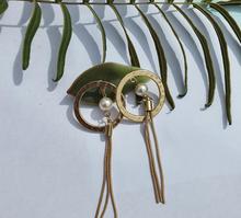 Hanging Pearl Round-shaped Tasseled Faux Earrings