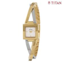 Titan 9852BM01 Two Toned Analog Watch For Women