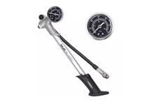 Bicycle suspension pump