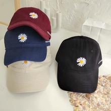 Korean baseball cap _gd with the same small daisy baseball