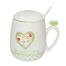 White/Green Heart Printed Mug With Lid & Spoon