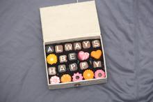 Pretty Medium chocolate customizable box