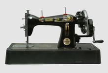 Luxmi Tailor Sewing Machine