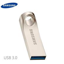 Samsung USB 3.0 32GB Flash Drive with Metal Body.