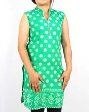 Saavya Design'S Women Printed Green Kurti