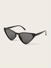 Solid Frame Cat Eye Sunglasses