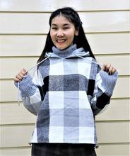 Melange White Check Hoodie With Woolen Attached Neck