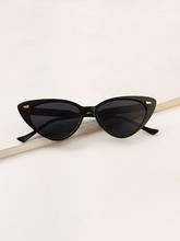 Metal Detail Cat Eye Sunglasses