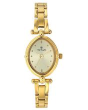 Titan Karishma 2419Ym02 Women Analog Watches