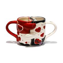 Red/Black Textured Hugging Couple Mug With Spoon