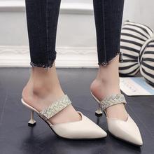 Pointed women's shoes_shoes 2020 new style baotou rivet