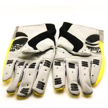 Giant Gloves - Yellow
