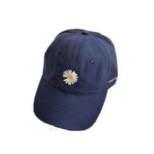 Korean baseball cap _gd with the same small daisy baseball