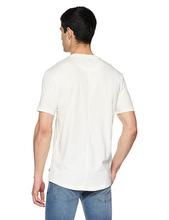 Levi’s White Printed Regular Fit Round Neck T-shirt