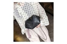 Women's Casual Stitched Shoulder Water Cube Handbag-Black (41001941BK)