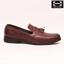 Caliber Shoes Winered Tassel Slip On Formal Shoes For Men - (544 C)