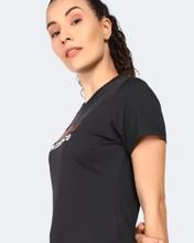 New Balance Graphic Women Lifestyle T-Shirt - Wt13800