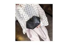 Women's Casual Stitched Shoulder Water Cube Handbag-Black (41001941BK)