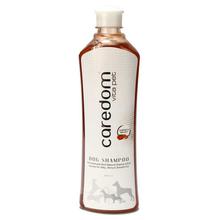 Caredom Vita Pet Dog Shampoo With Conditioner-Almond And Walnut- 500ml