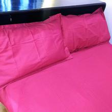 Magenta Plain Cotton Bedsheet with Pillow Covers