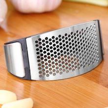 1pcs Stainless Steel Garlic Presses Manual Garlic Mincer