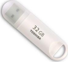 32 GB Toshiba USB 3.0 Pendrive