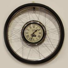 Tyre Clock Wall Hanger - Black