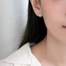 Small fresh jewelry_Wan Ying jewelry snowflake ear clip s925