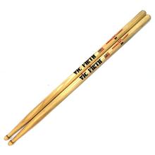 VIC FIRTH 8D Wood Tip Drum Stick