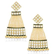 Sukkhi Alluring Pearl Gold Plated Kundan Chandelier Earring Set for Women