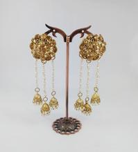 Gold Toned Pinjada Chain Pearl Drop Earrings For Women