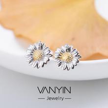 Small daisy earrings_Wanying jewelry small daisy earrings