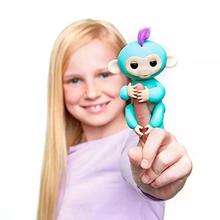 Fingerlings - Interactive Baby Monkey