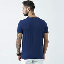 Huetrap Mens Hit The Beach Today - Round Neck t-Shirt