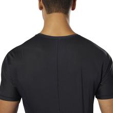 Kapadaa: Reebok Black Training Activchill Move T-Shirt For Men – DU3946