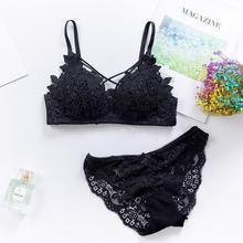 DeRuiLaDy Sexy Lingerie Lace Embroidery Bra and Briefs Set