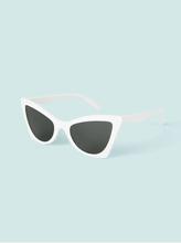 Cat Eye Flat Lens Sunglasses