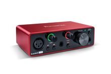 Focusrite Scarlett 2i2 studio solo