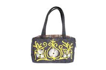 Black Sweat Flower Embroidered Handbag For Women