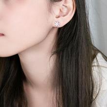 Small fresh jewelry_Wan Ying jewelry snowflake ear clip s925