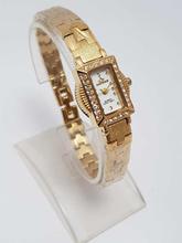 AMERICO Gold Chain Fashionable Bangle Designed Fancy Analog Watch For Women