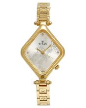 Titan Karishma Analog Silver Dial Women'S Watch - Ne2464Ym01