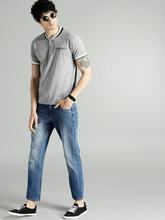 Roadster Men Grey Melange Solid Henley Neck T-shirt