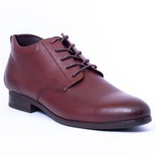 Kapadaa: Caliber Shoes Wine Red Lace Up Lifestyle Boots For Men – ( 283 C)