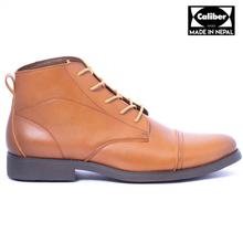 Kapadaa: Caliber Shoes Tan Brown Lace Up Lifestyle Boots For Men – ( 230 C )