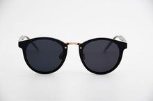 Bishrom Indreni Black Sunglasses